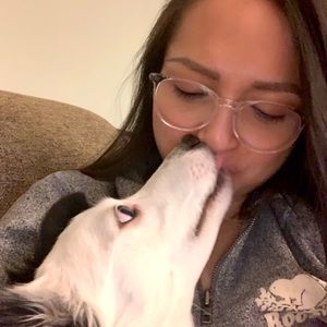 Meet your Posher, Priscilla